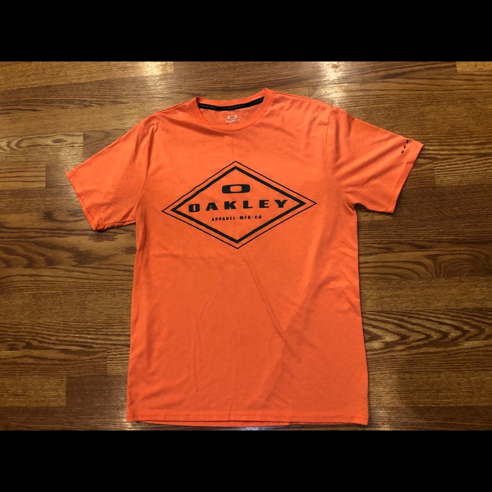Short sleeve Oakley